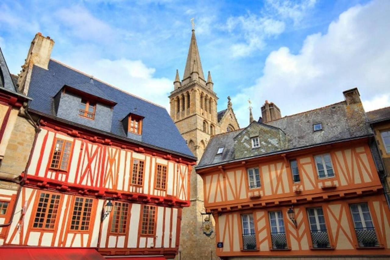 Studio De Caractere Du Centre Historique De Vannes Apartment ภายนอก รูปภาพ